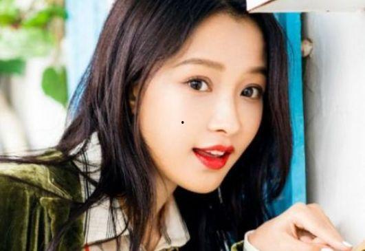 娱乐圈吃瓜酱奶奶是谁啊,她是如何成为娱乐圈风云人物的？